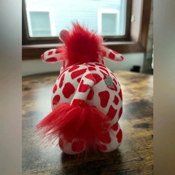 Russ | White Cow Plush With Heart. - Picture 3 of 10